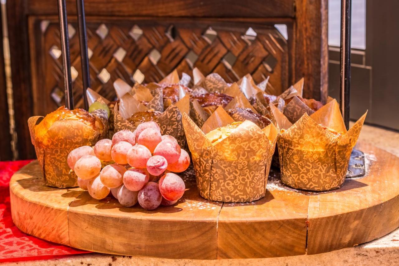 City Lodge Hotel Hatfield, Претория Екстериор снимка